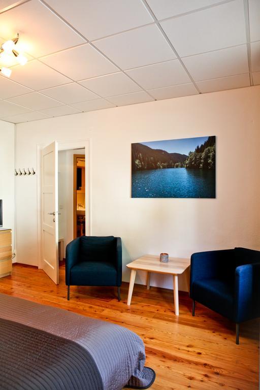 Pension & Ferienwohnung Oberhof 810 M エクステリア 写真