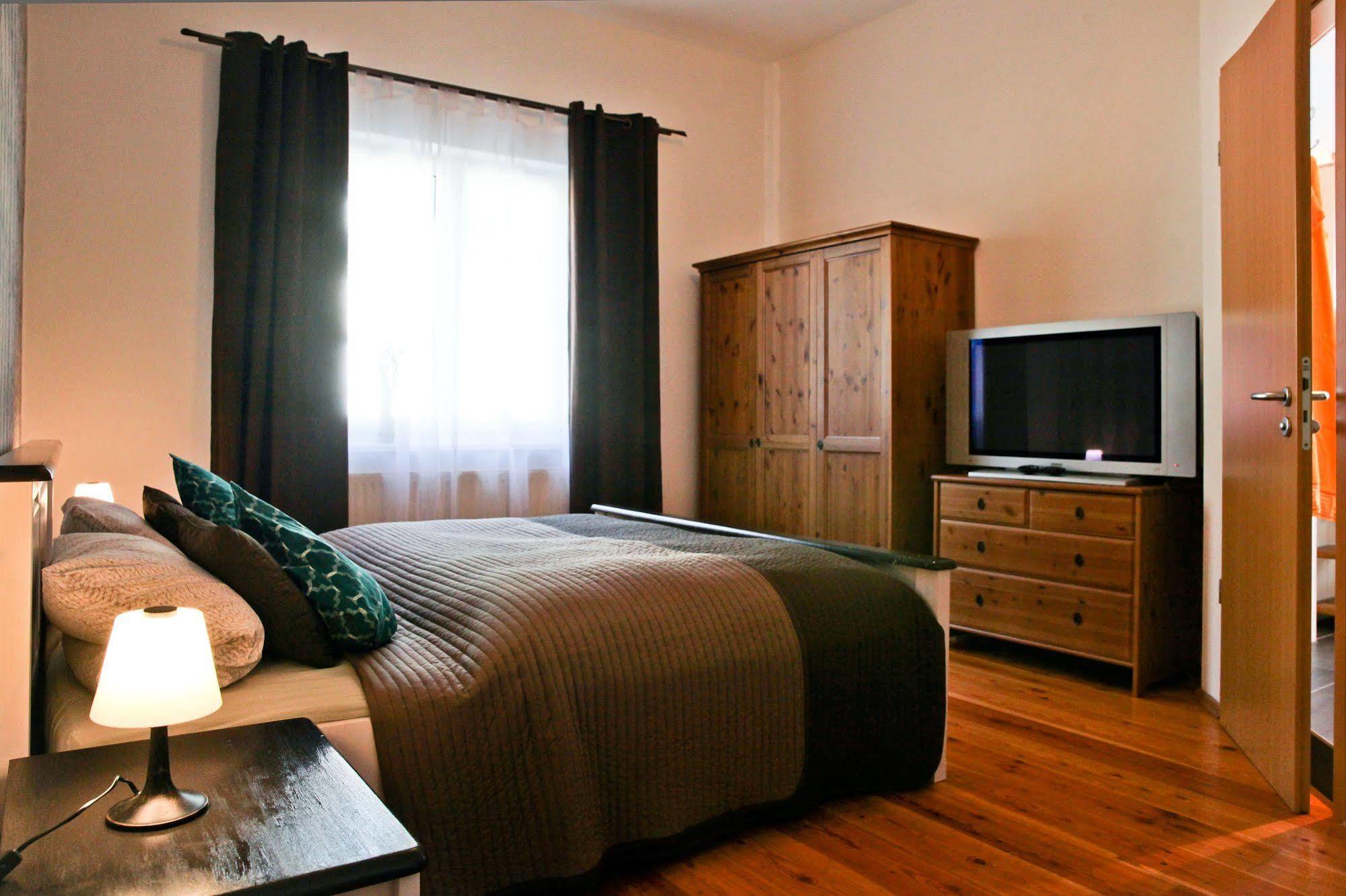 Pension & Ferienwohnung Oberhof 810 M エクステリア 写真